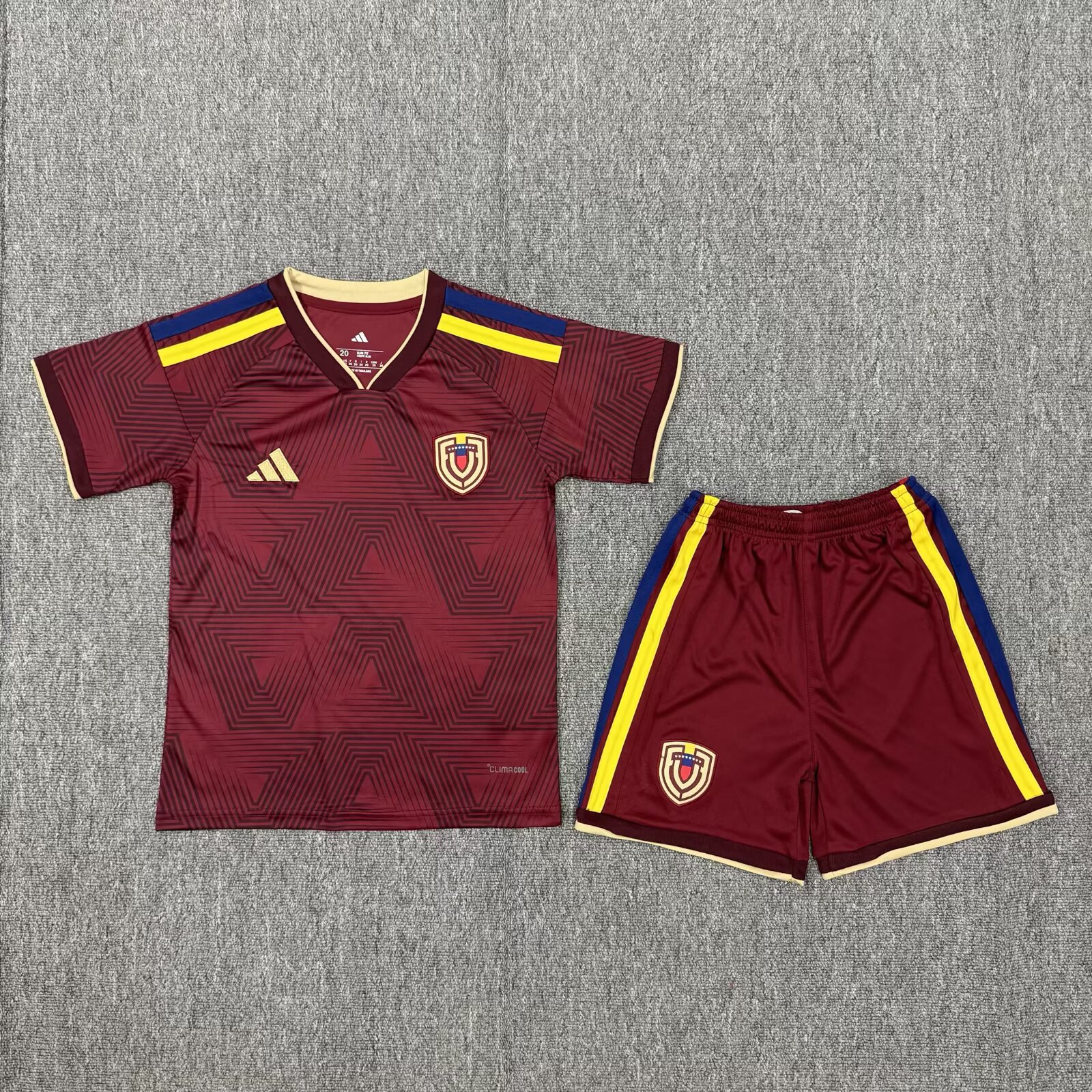 12cac006b991b5b645db12df4b8310f861dd1ce1 2026 Venezuela National Team Home Football Shirt 1:1 Thai Quality Kids Size - Image 1