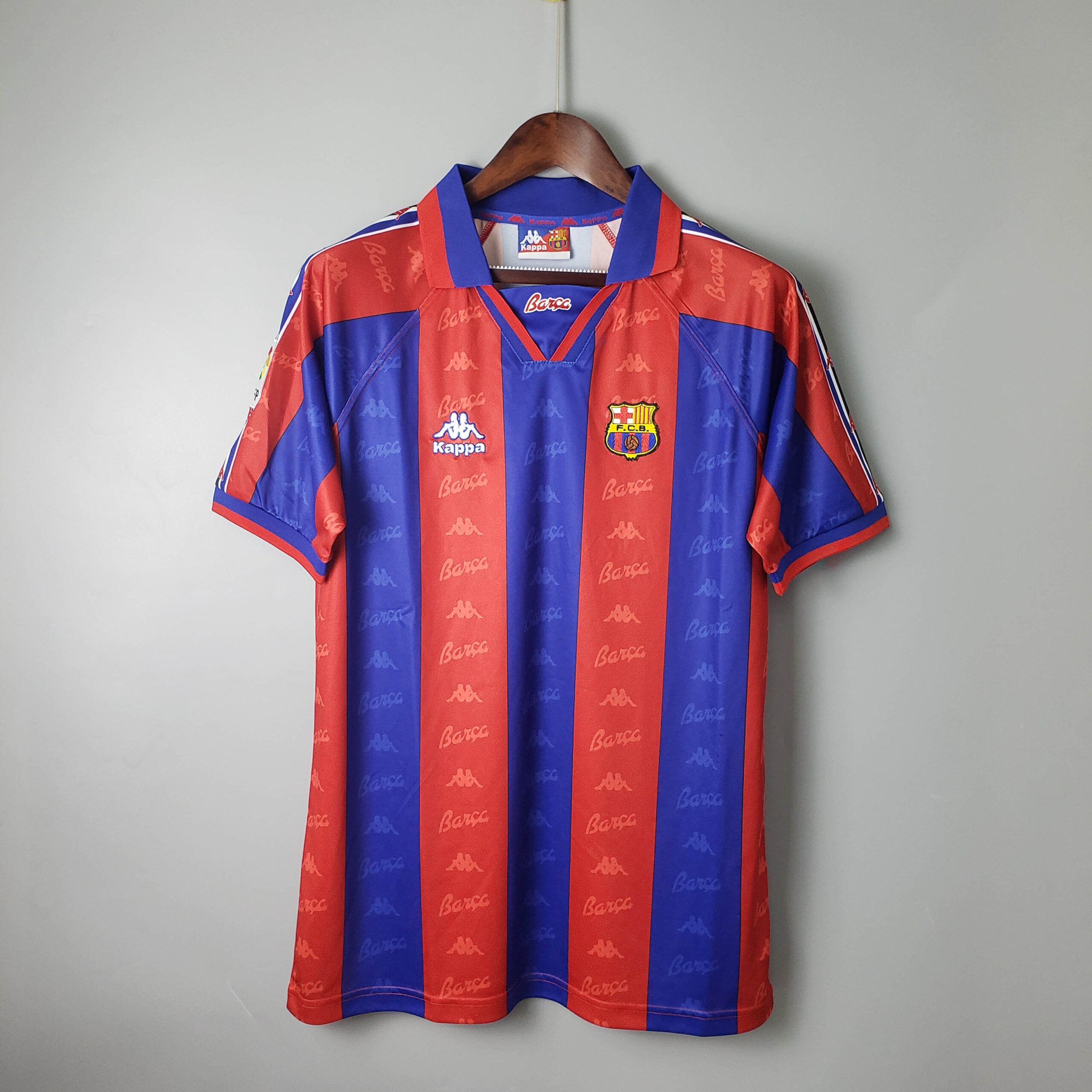 1495436c0120c7ed3d262ac70776d9b14ae739a2 Retro Barcelona Football Shirt Home 1996/1997 1:1 Thai Quality - Image 1