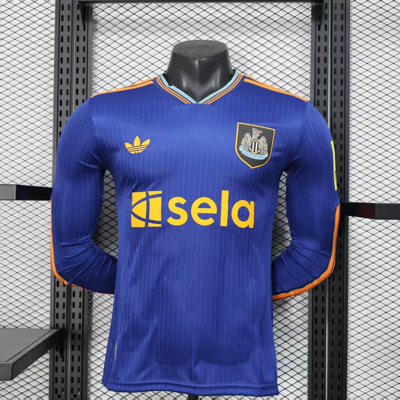 180c98a3791ffb95981fb5c0fefd799dbf099b11 2025/2026 Player Version Long Sleeve Newcastle United Third Away Football Shirt 1:1 Thai Quality - Image 1