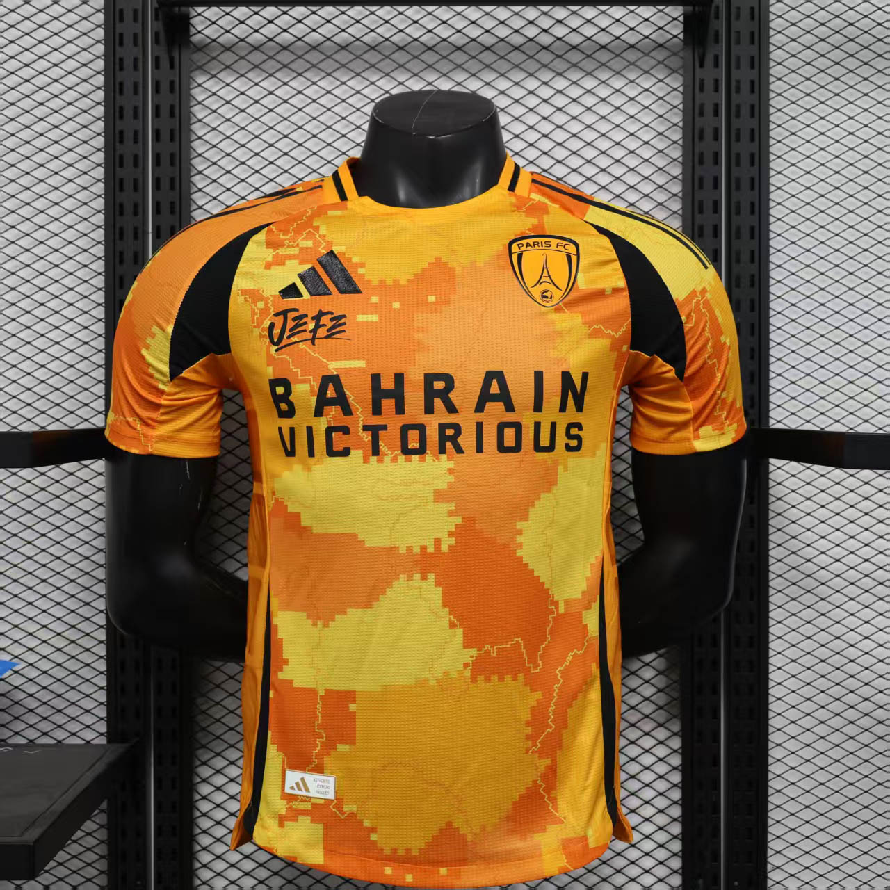 189f3cecf5971fa1e2bd8f39fd4fcd23abbe6543 2025/2026 Player Version Paris FC Third Away Football Shirt 1:1 Thai Quality - Image 1