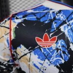 2025/2026 Player Version Manchester United Stone Roses Co-Branded Edition Blue Football Shirt 1:1 Thai Quality - Image 4