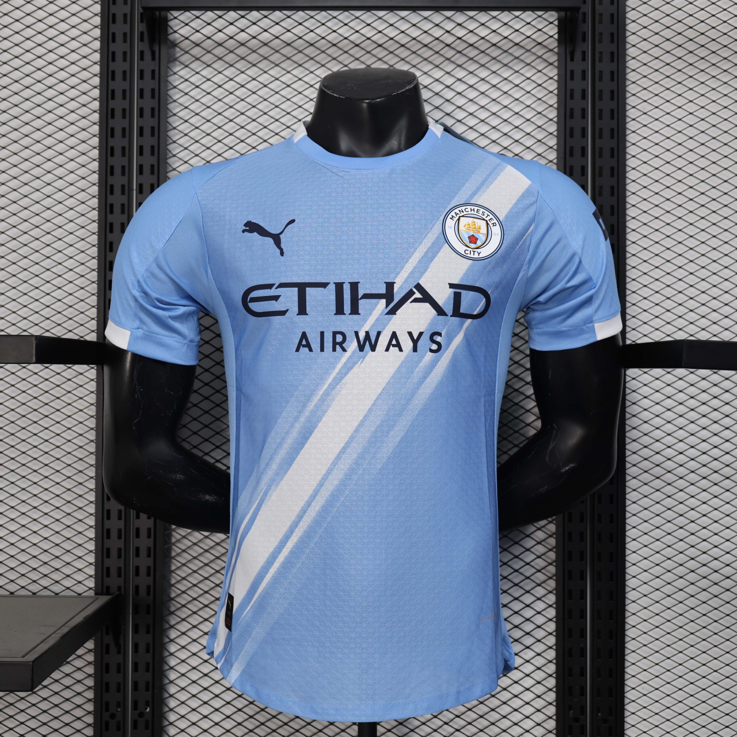 1e02bc24bd1510f5a06d0d2e982e275939b98753 2025/2026 Player Version Manchester City Home Football Shirt 1:1 Thai Quality - Image 1