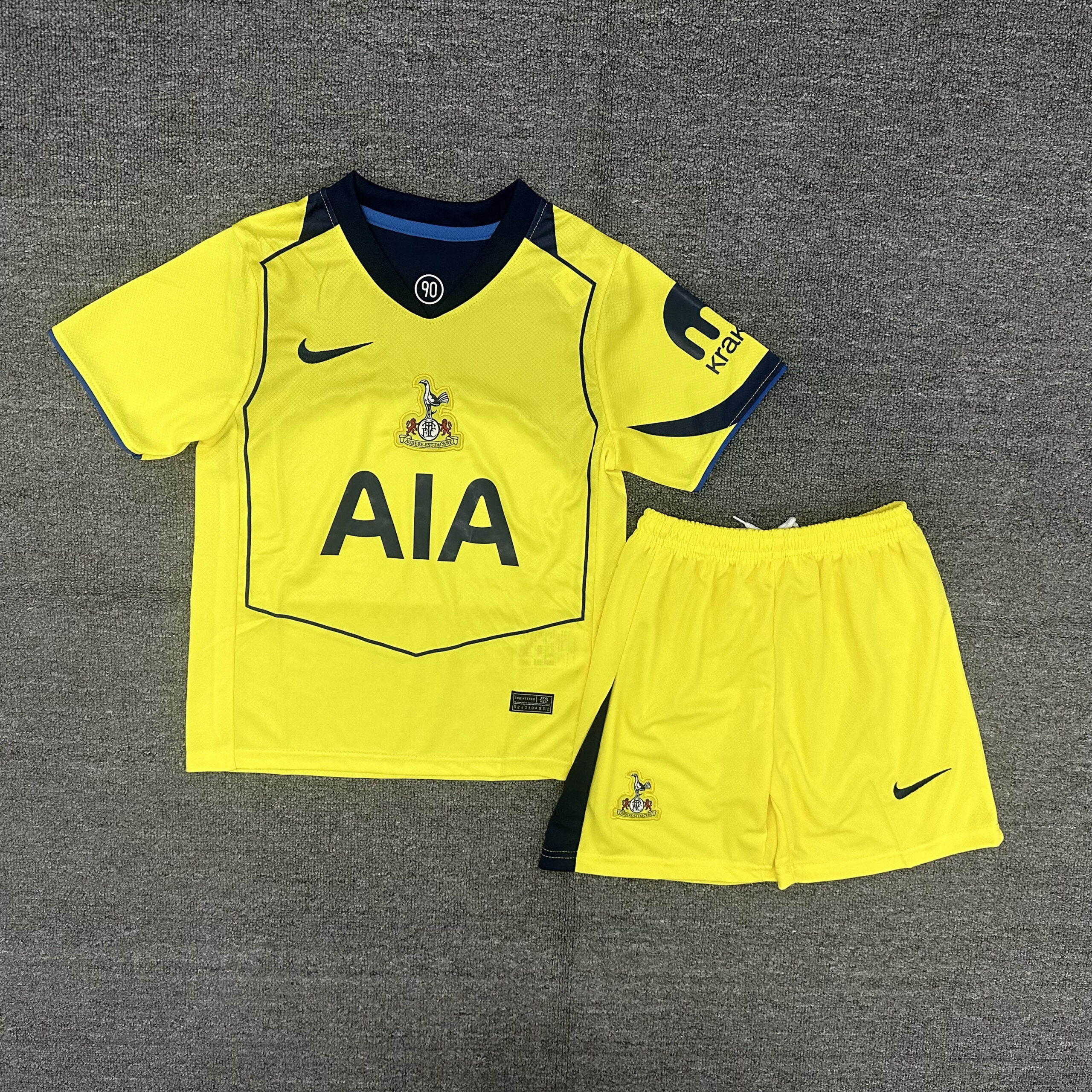 29aeeeee2d6ee778d18cbbf176e48bd4afc6b421 2025/2026 Tottenham Third Away Football Shirt 1:1 Thai Quality Kids Size - Image 1