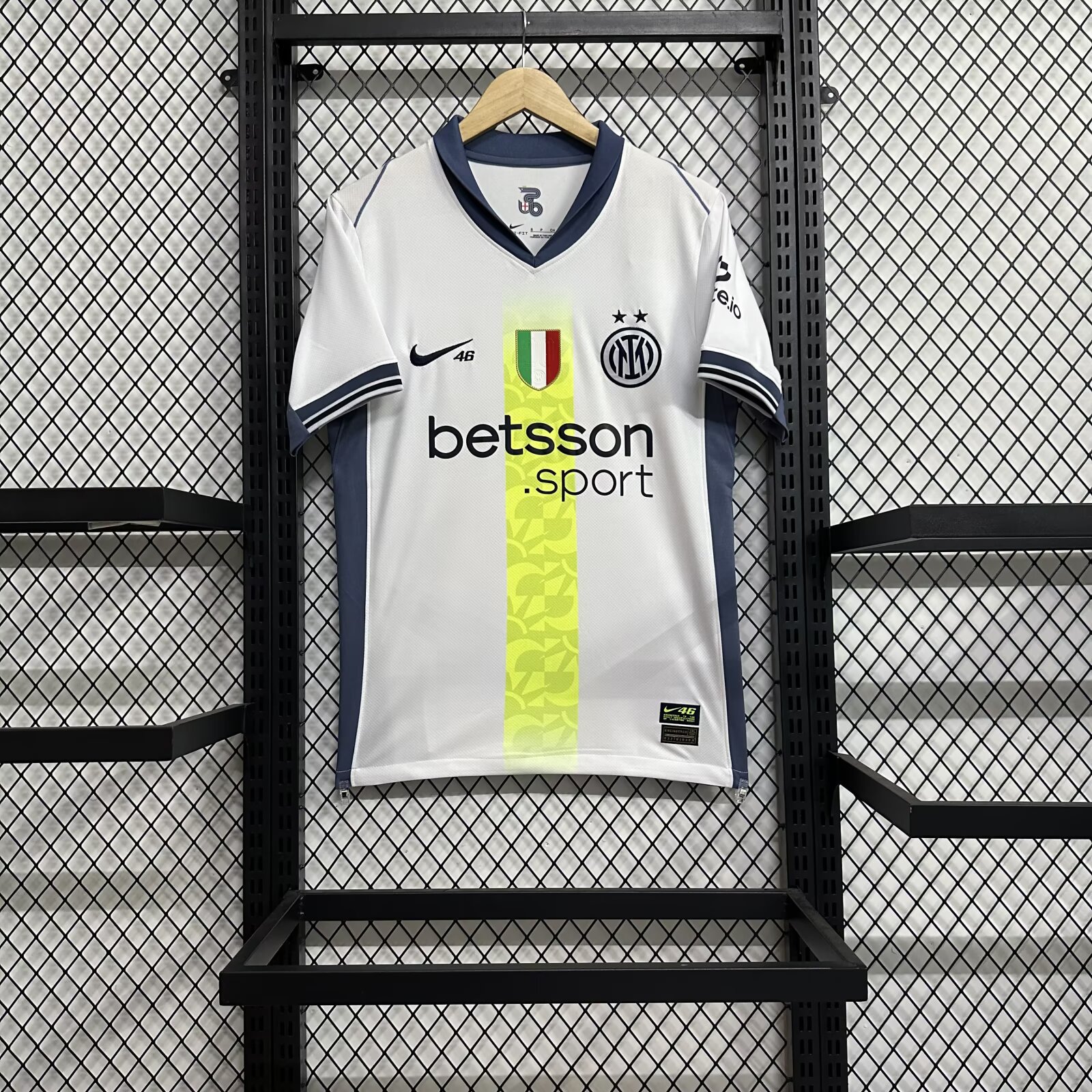 3139d963d9fc5d5032b229dfe66fcacd80c04f43 2024/2025 Internazionale Milan Away Valentino Rossi Special Edition Football Shirt 1:1 Thai Quality - Image 1
