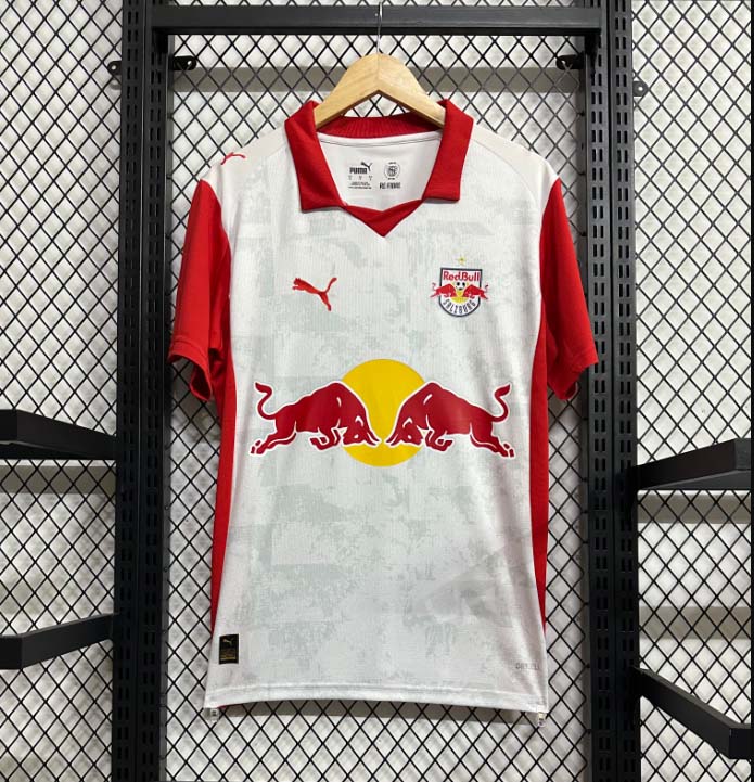 3b60436126e630806ed90d4fb9e3308c09de5de1 2025/2026 Red Bull Salzburg Home Football Shirt 1:1 Thai Quality - Image 1