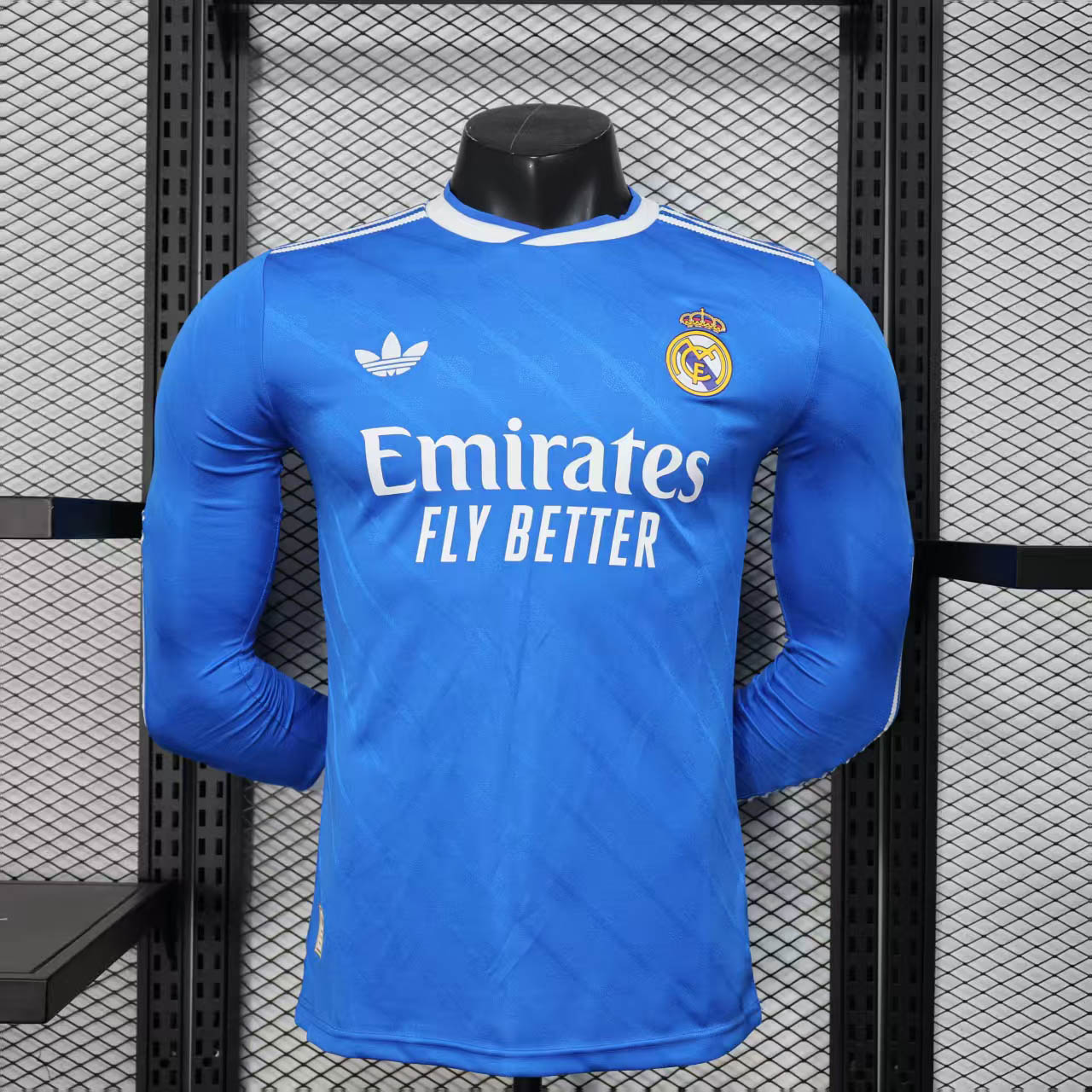 3d2234fa1c4beef8e3e21baf66f4e3d189961e4c 2025/2026 Long Sleeve Player Version Real Madrid Third Away Football Shirt1:1 Thai Quality - Image 1