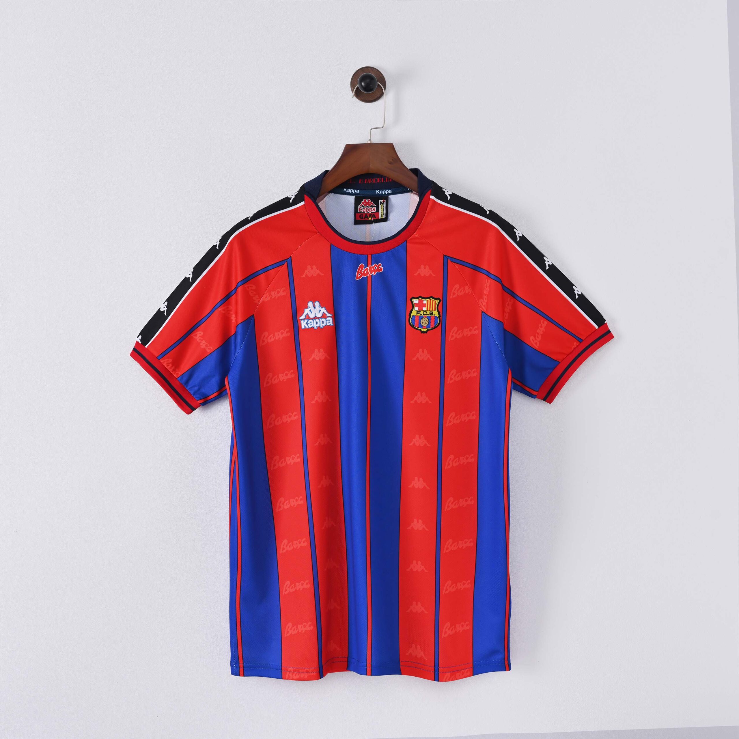 42663fdfe520f53c115dbe4b2a23b9e4d5d618c0 1997/1998 Retro Barcelona Home Football Shirt 1:1 Thai Quality - Image 1