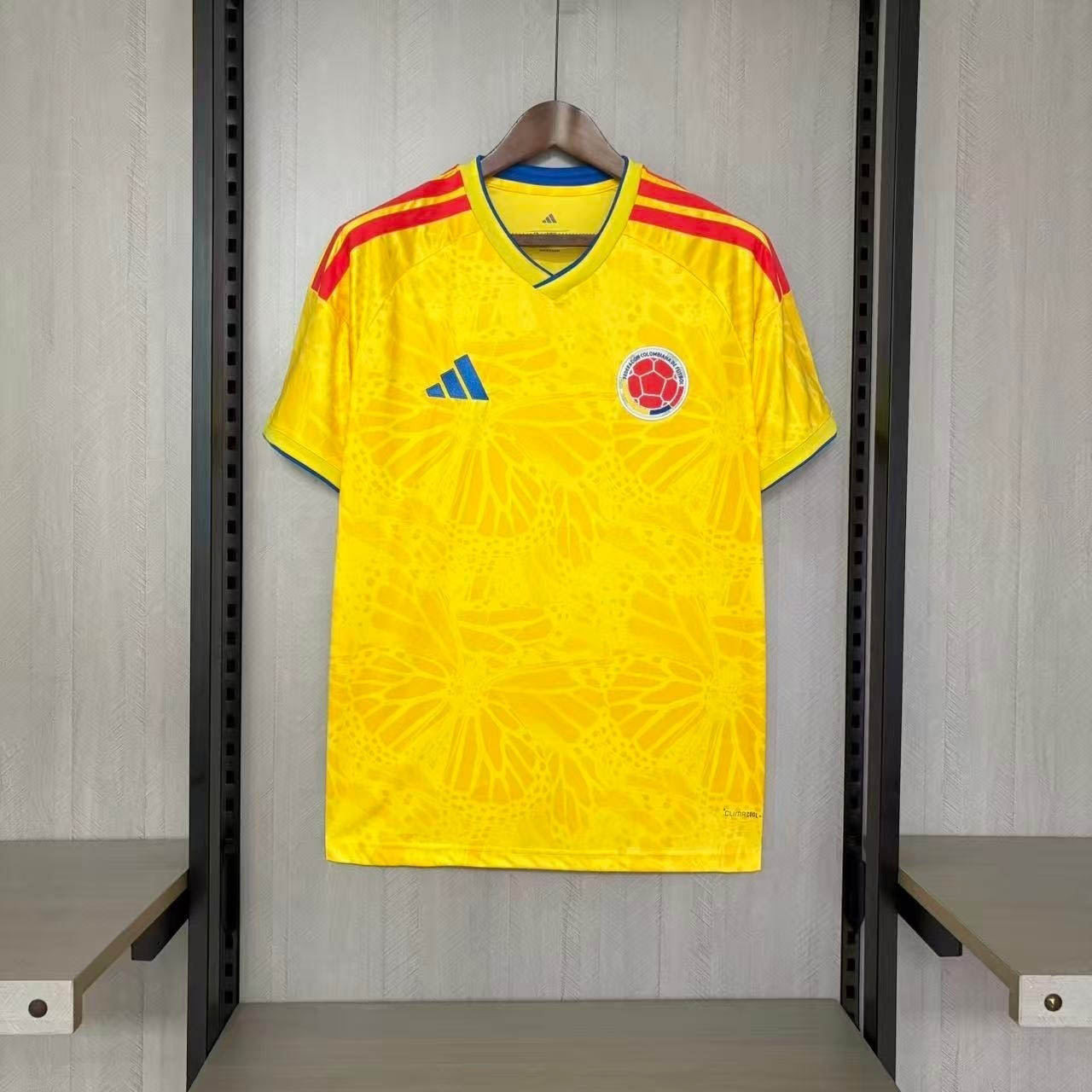 4821d48175b2b33d4ff5bf4624d2d6ae5f353d11 2026 Colombia Home Football Shirt 1:1 Thai Quality - Image 1