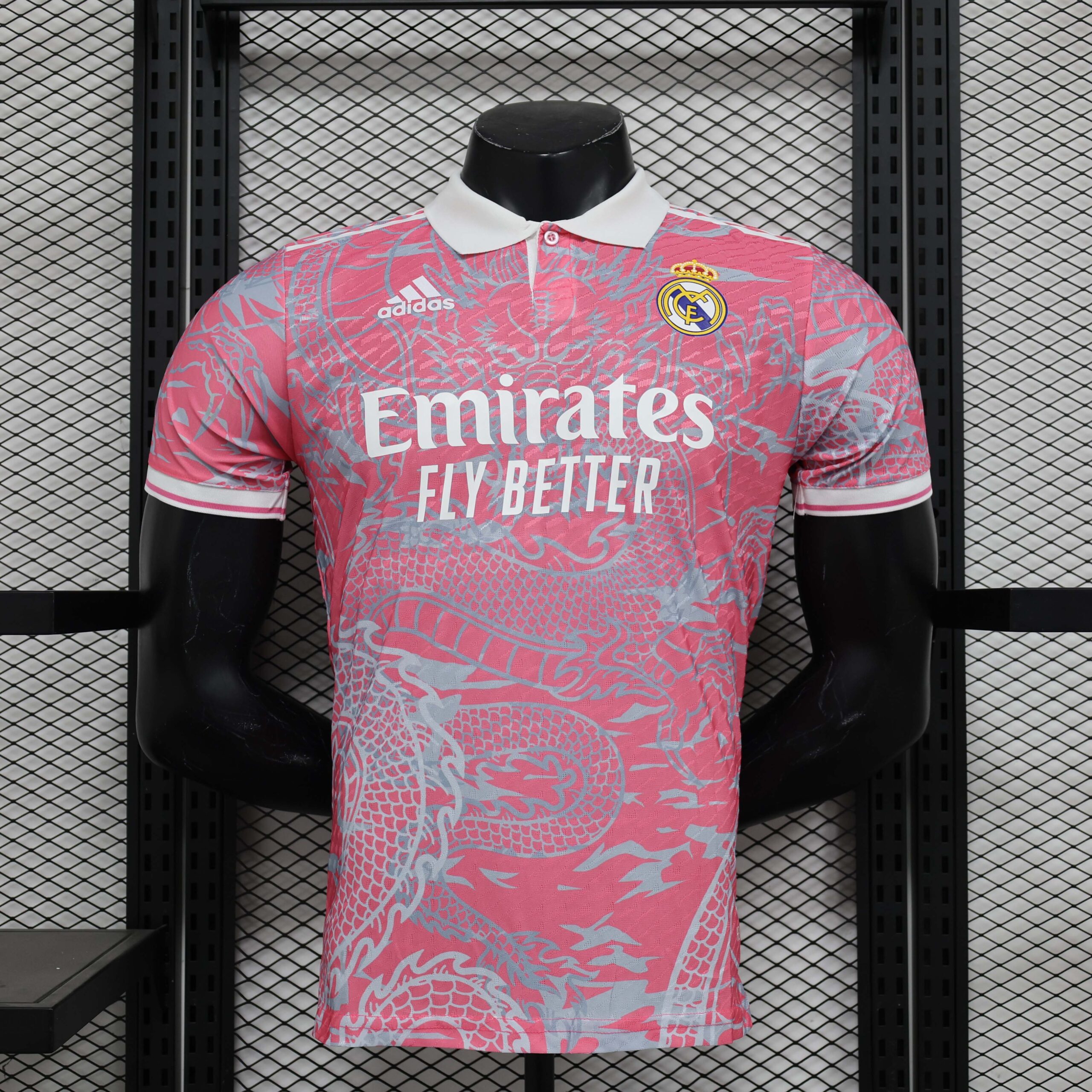 4899831c85b20d5858975651a6715c58051e3553 2025/2026 Player Version Real Madrid Chinese Dragon Pink Football Shirt 1:1 Thai Quality - Image 1