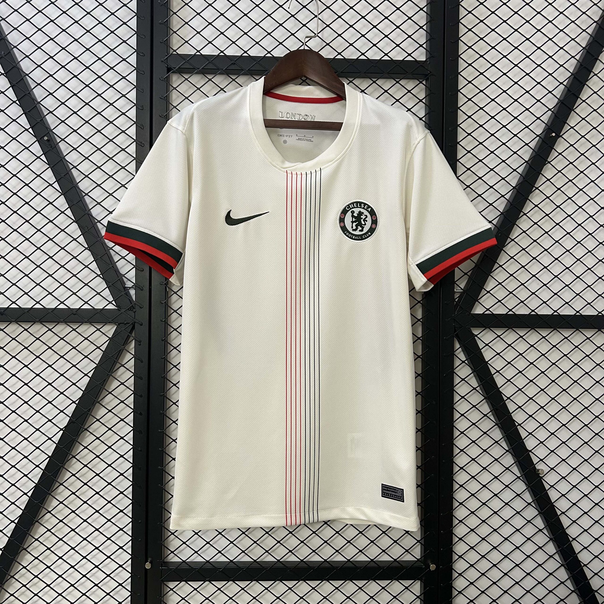 4958445bb3882ec0bb09a0e5df9fbeb3a2296d39 2025/2026 Chelsea Away Football Shirt1:1 Thai Quality - Image 1