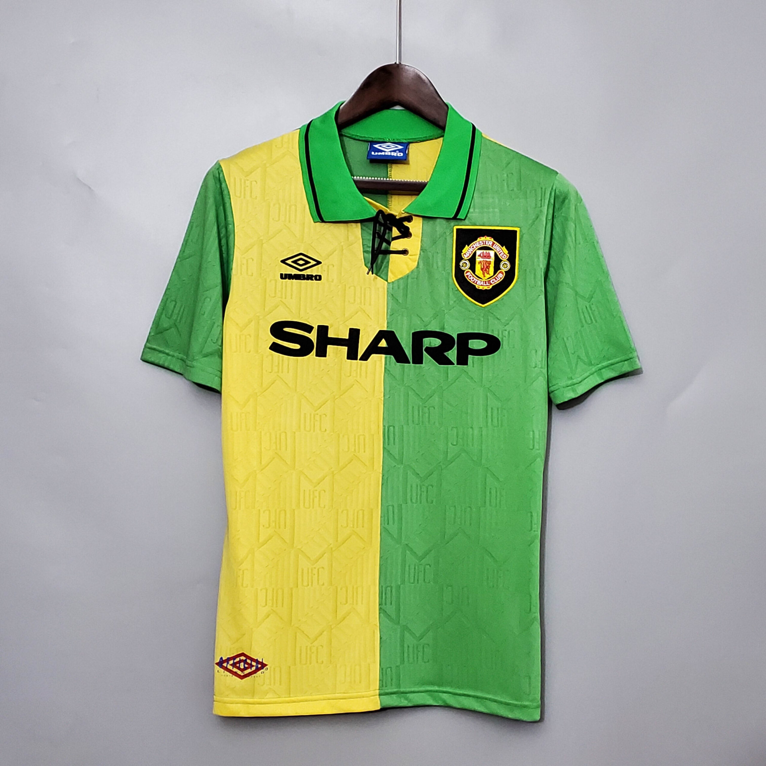 4b107b42952453c55a877365656a522701ff0b53 1992/1994 Retro Manchester United Third Away Football Shirt 1:1 Thai Quality - Image 1