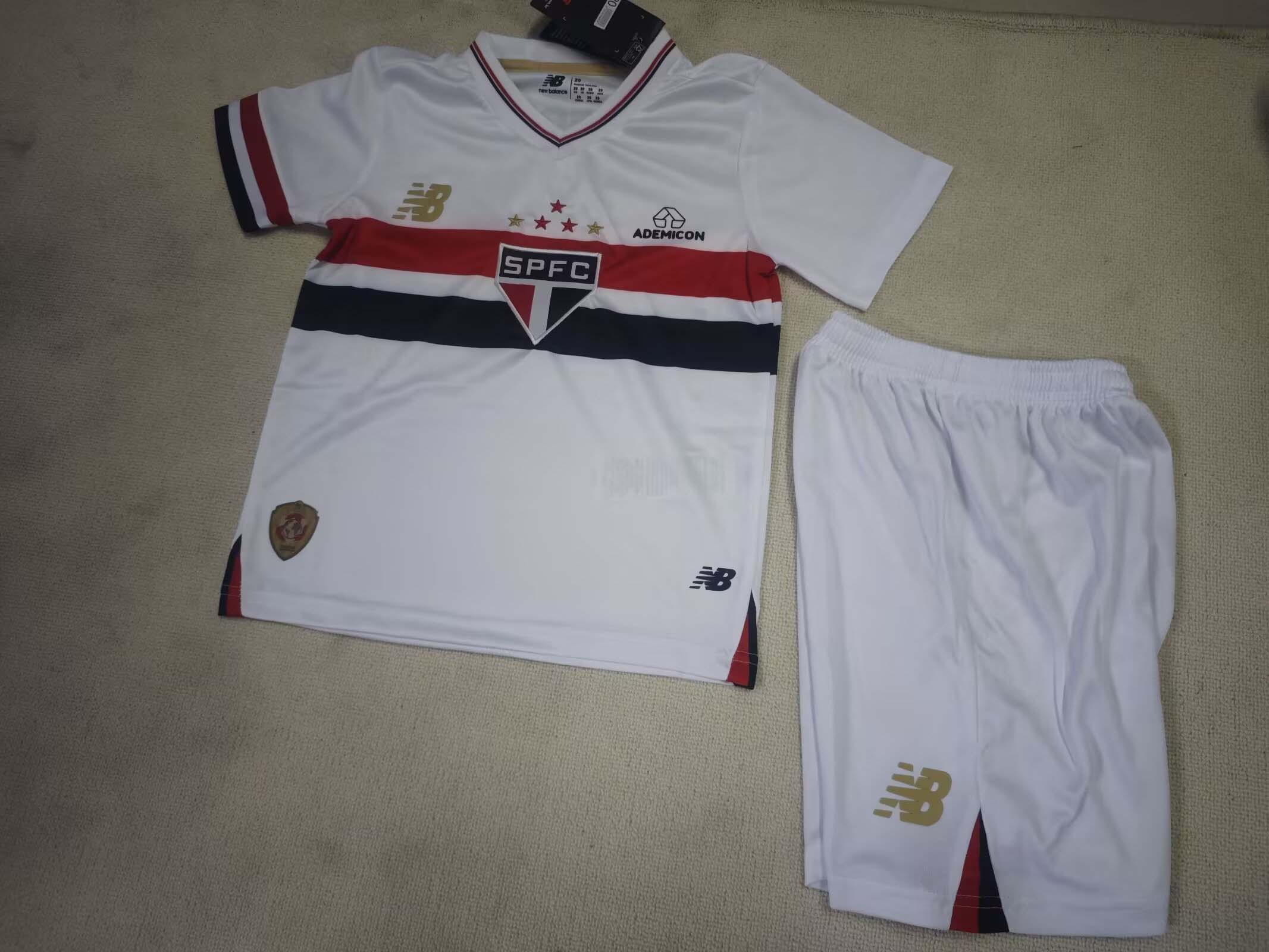 527c9009ae20ab727318fb70ecd43563c603ca81 2025/2026 São Paulo Home Jersey 1:1 Thai Quality Kids Size - Image 1