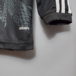 Retro Long Sleeve 2014/2015 Real Madrid Third Away - Image 8