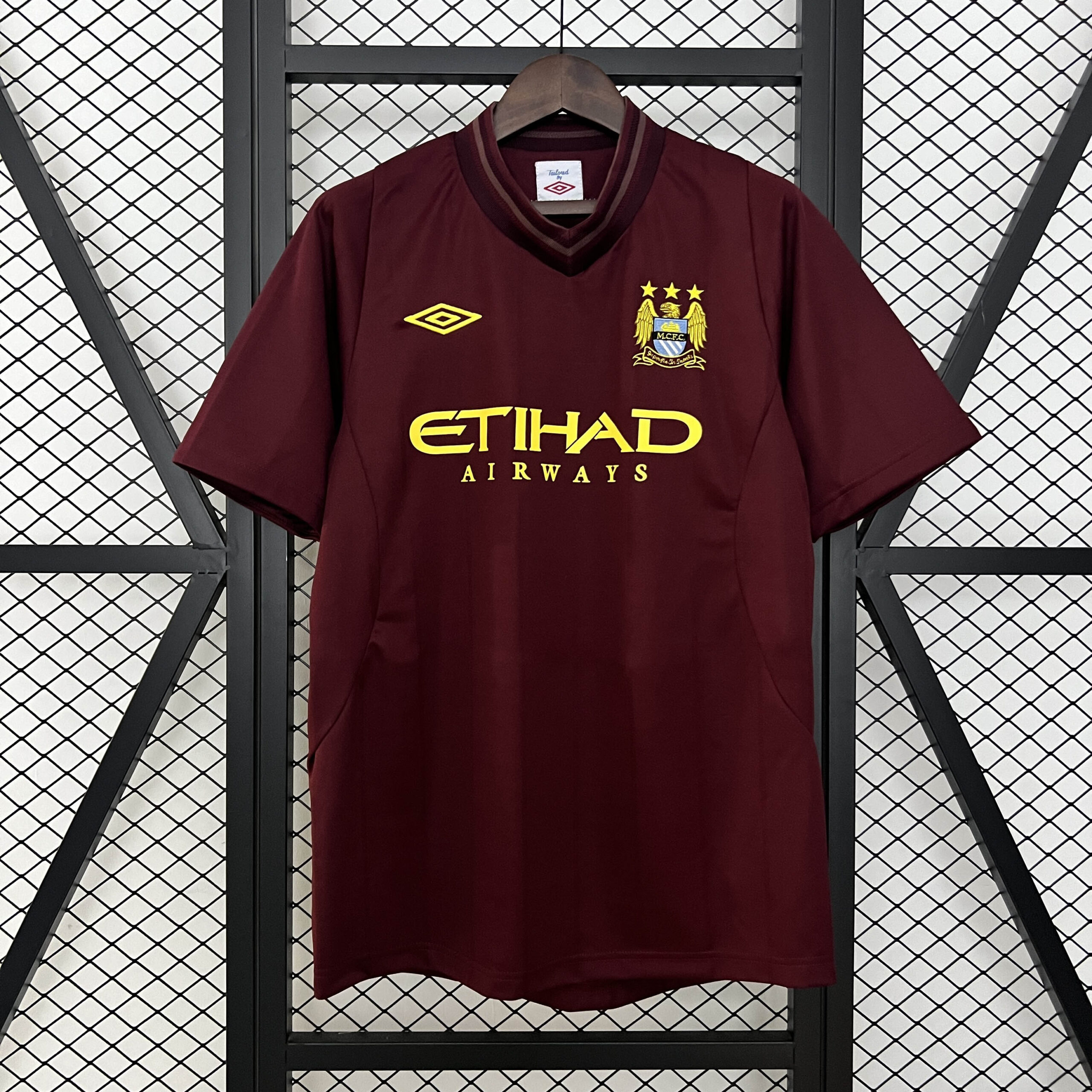 5f71e5e9457bab5e5aa4c3617efd2d3d57ed7b70 2012/2013 Retro Manchester City Away Football Shirt 1:1 Thai Quality - Image 1
