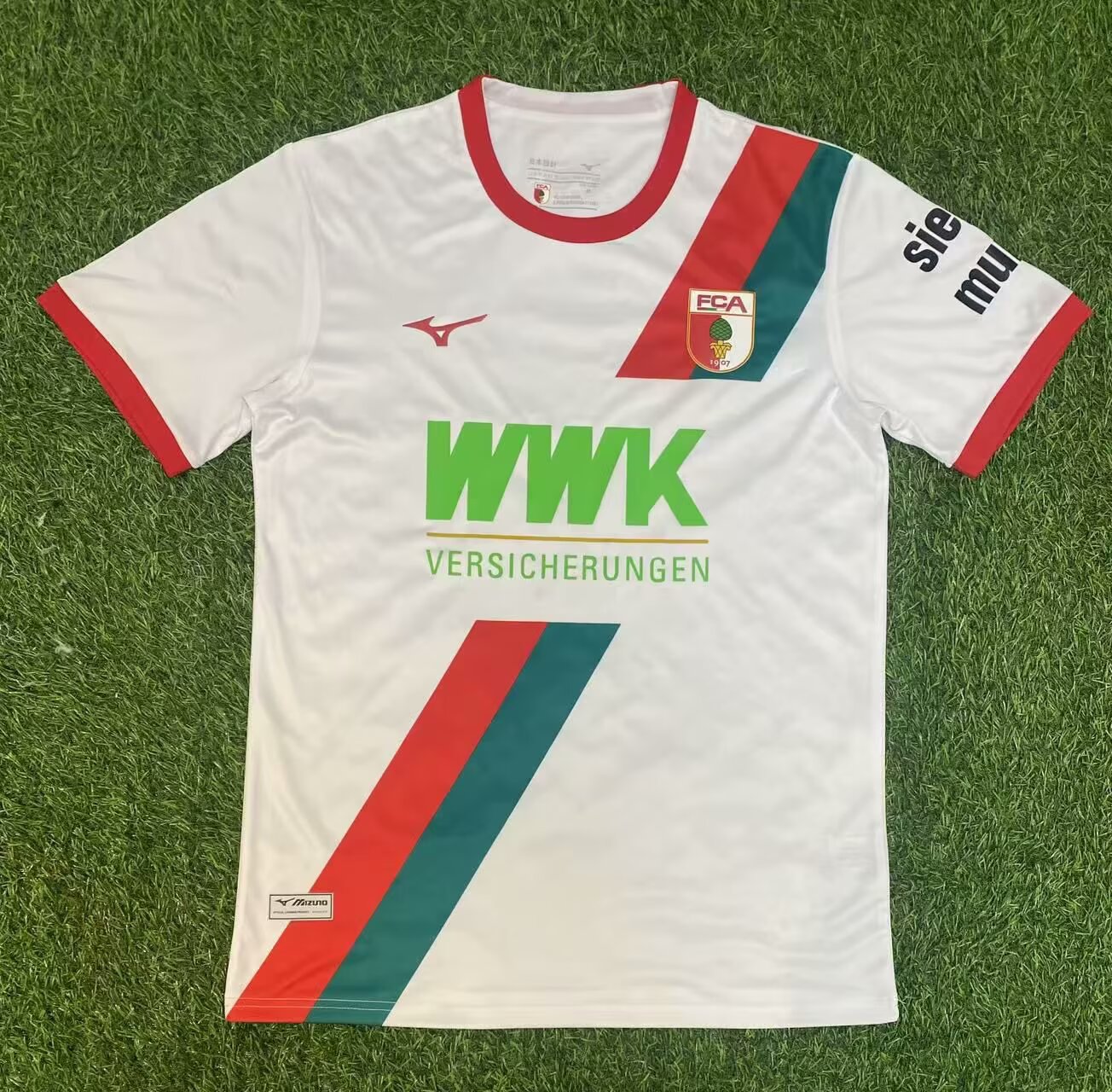 60405c4b88180aaf7f29da9948dc1c2a8715fa0a 2025/2026 Augsburg Home Football Jersey 1:1 Thai Quality - Image 1