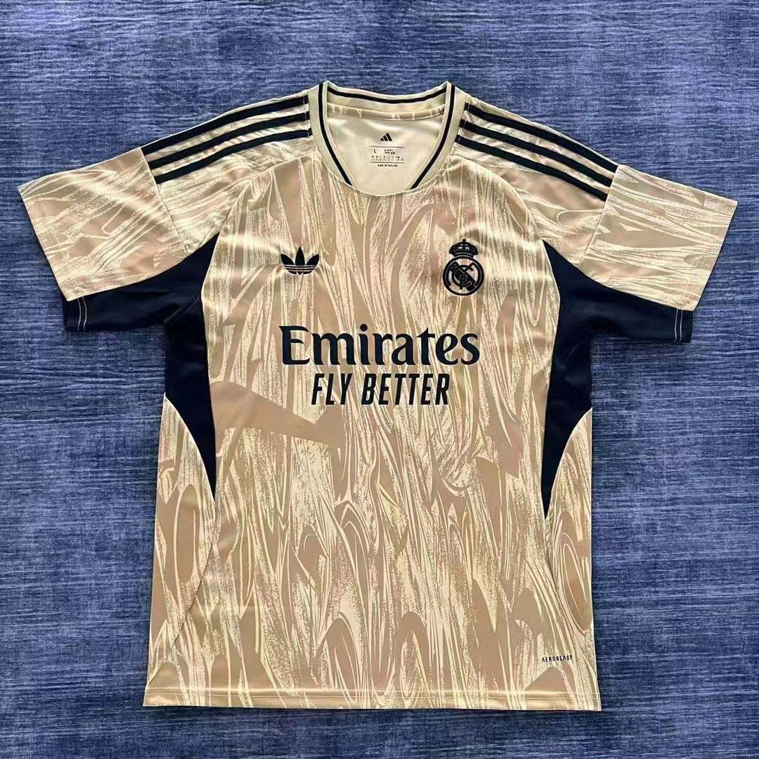 60b09fe6882b8a2dd1770feda4fba72b48e58b2f 2025/2026 Real Madrid Special Edition Golden Football Shirt1:1 Thai Quality - Image 1
