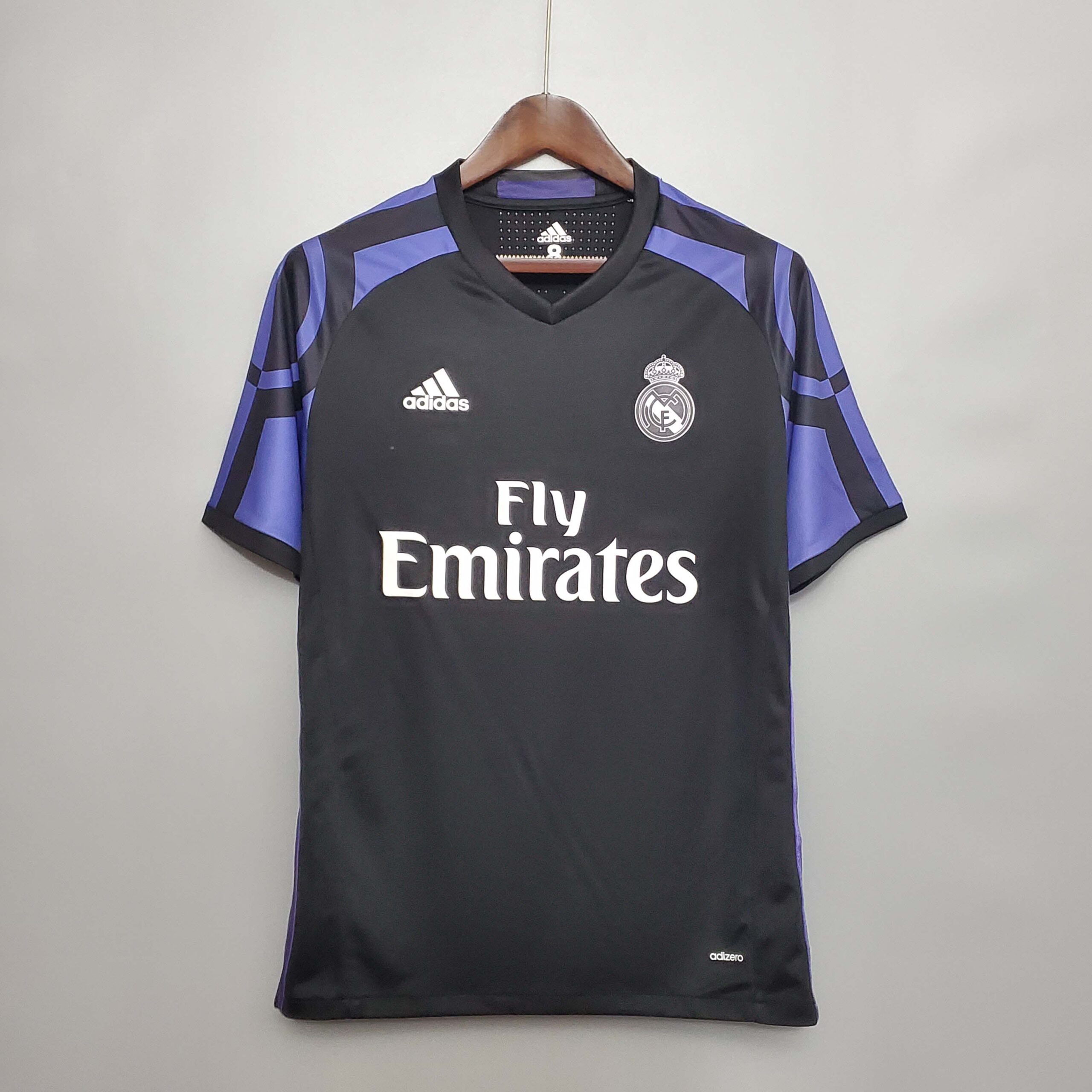 64c3b4c721ab47d6635c411f0cc04e1a58a0ab85 2016/2017 Retro Real Madrid Third Away Football Shirt 1:1 Thai Quality - Image 1