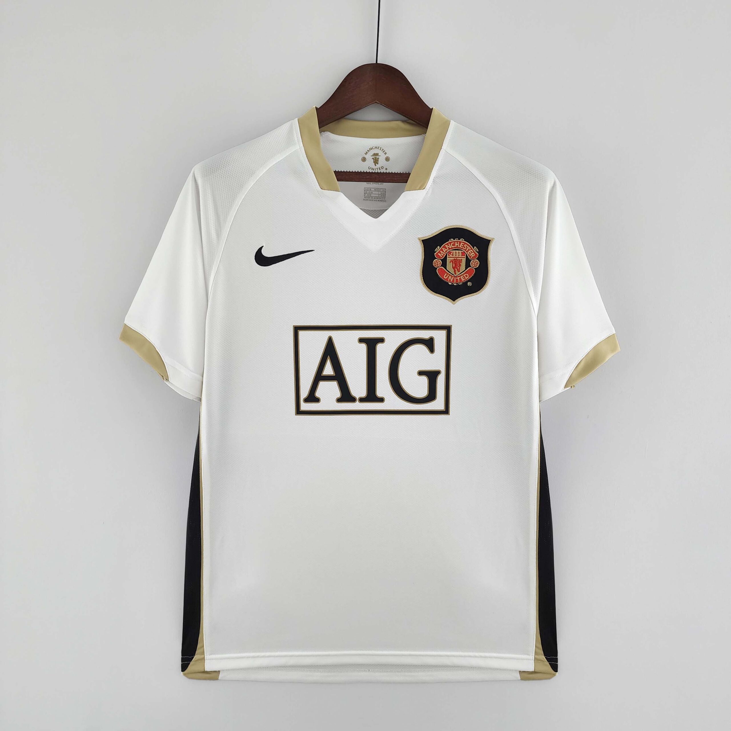 660e4e66c7c64085b815ae172bf2813c9f958971 2006/2007 Retro Manchester United Away Football Shirt 1:1 Thai Quality - Image 1