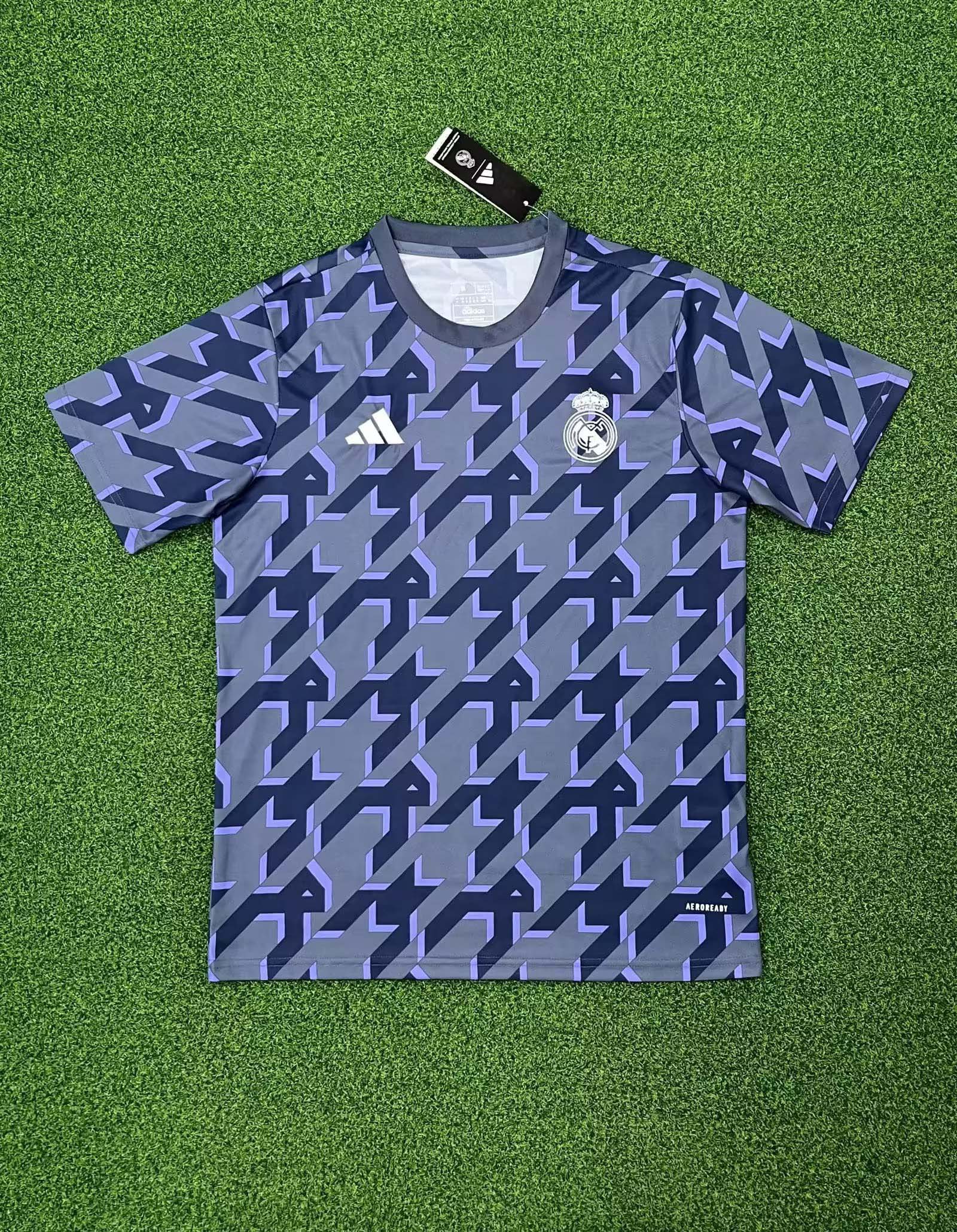 6825cb85d7073224dcdccd3e9704b1a483483a26 2023/2024 Real Madrid Gray Training Wear Football Shirt - Image 1