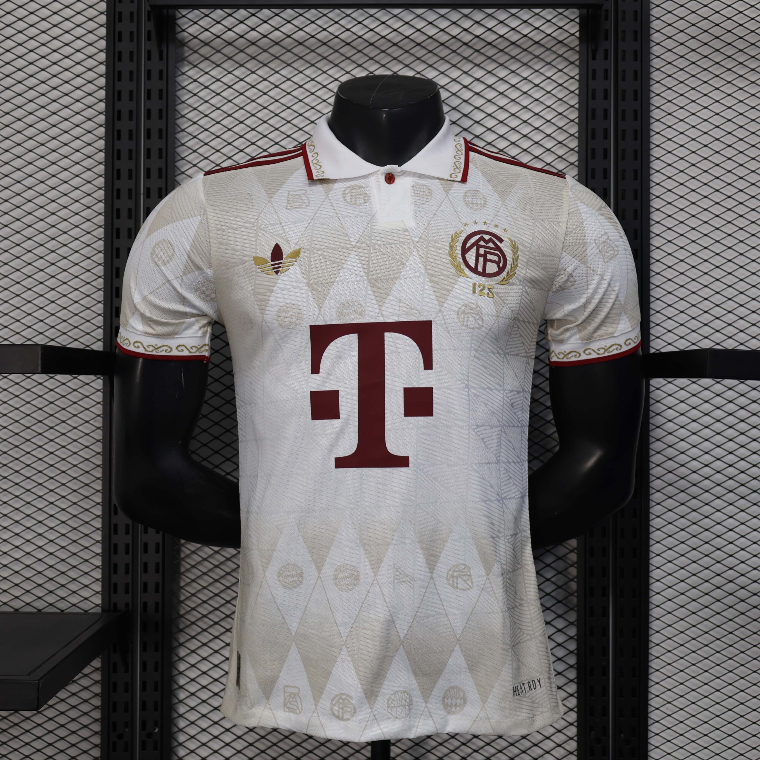 70aeddcd8590ae45e627ecc3fab577dfe2e6a394 2025/2026 Player Version Bayern Munich 125 Special Edition Apricot Football Shirt 1:1 Thai Quality - Image 1