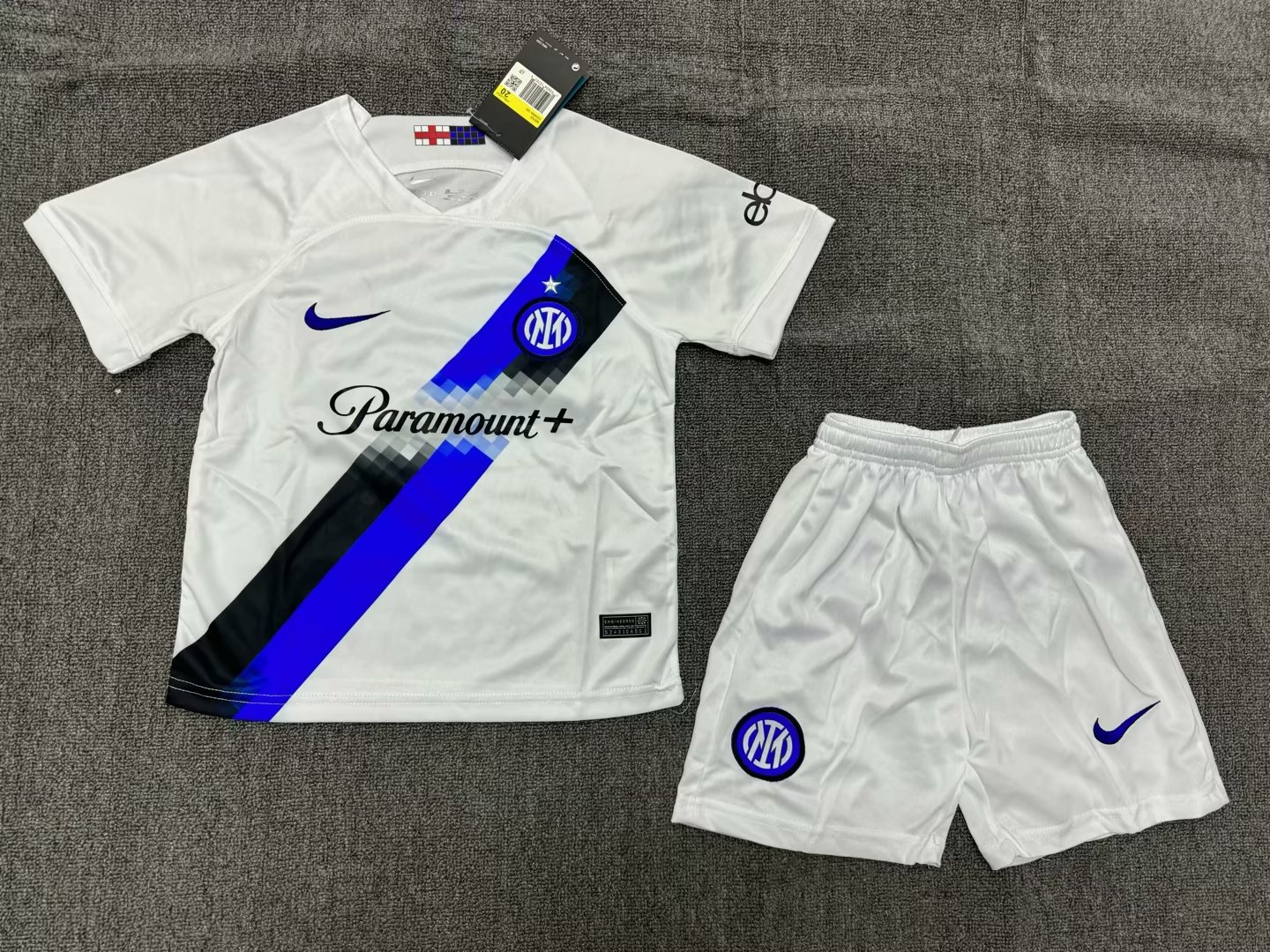 8150387bc681b7af622fc9d38fd02e1620c6ea65 2023/2024 Internazionale Milan Away Football Jersey1:1 Quality Thai Kids Size - Image 1