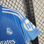 2025/2026 Real Madrid Goalkeeper Blue Football Shirt 1:1 Thai Quality - Image 7