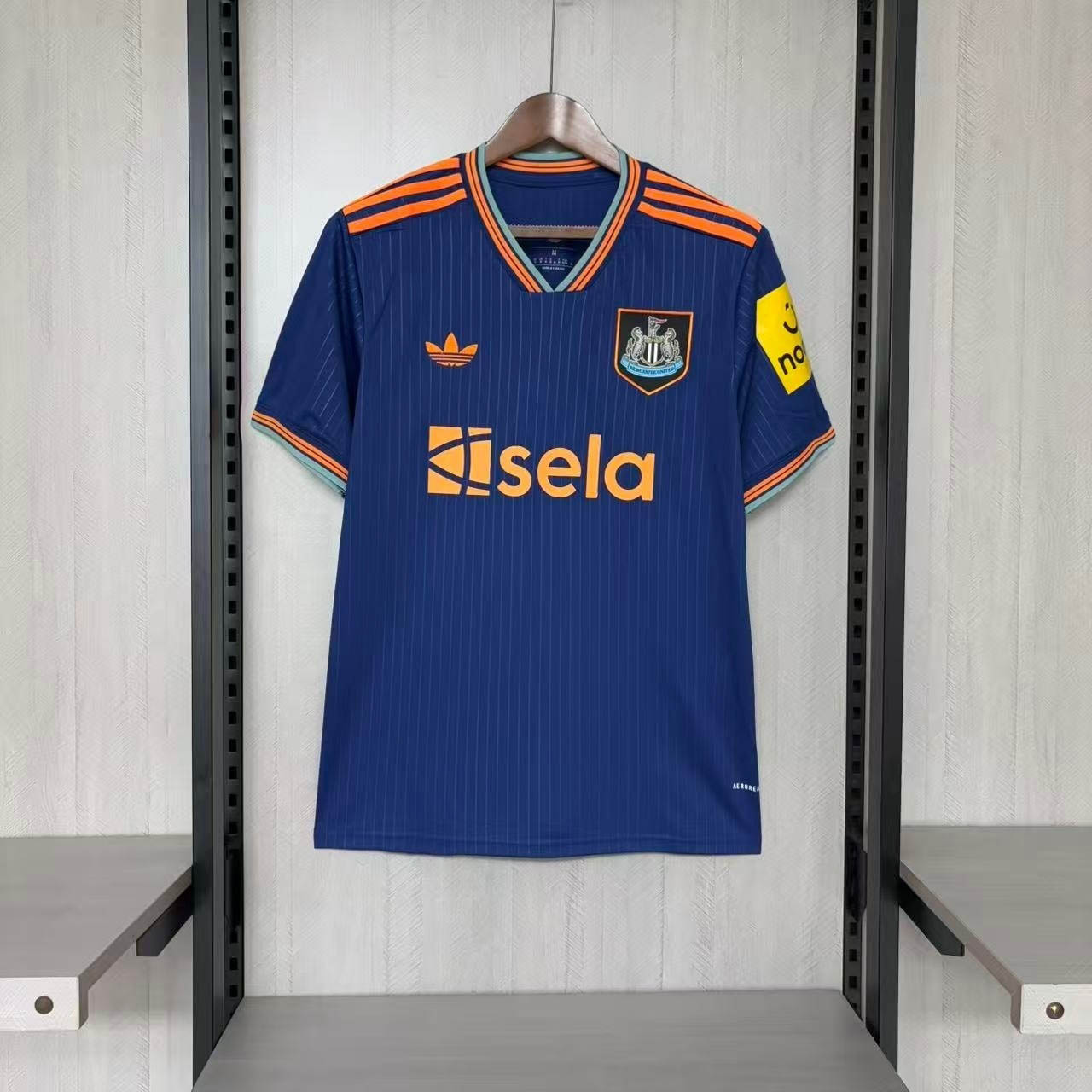 a4a46e97ee209beb5e3caa9962a1a5ffabbb1e21 2025/2026 Newcastle United Third Away Football Jersey Shirt 1:1 Thai Quality - Image 1