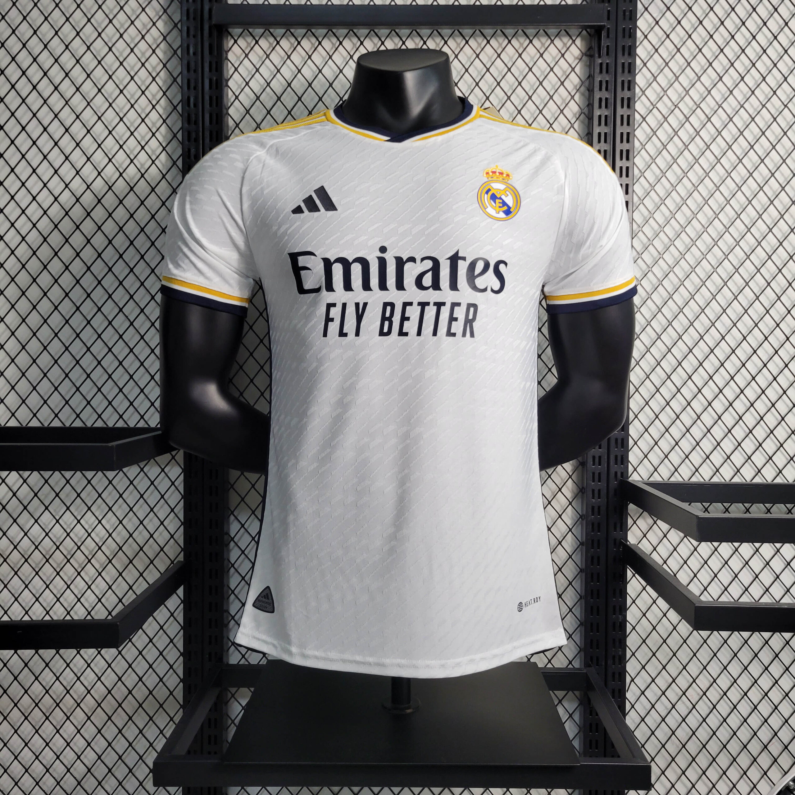 ab65d524195de65d8311790e2ba85f4a5c4c3667 2023/2024 Player Version Real Madrid Home - Image 1