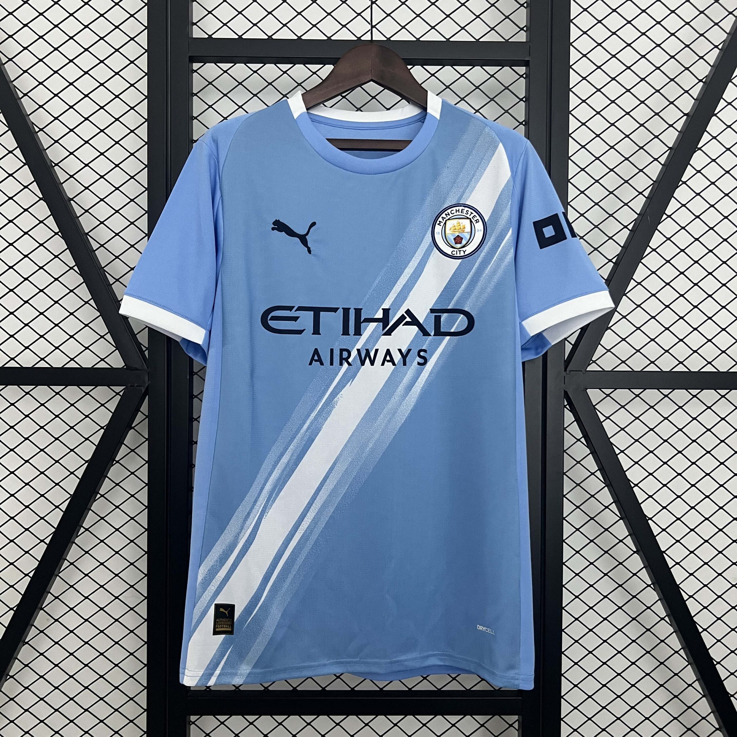 ac5d06681bf4c591b81063905b7243a49f4c7d33 2025/2026 Manchester City Home Football Shirt 1:1 Thai Quality - Image 1