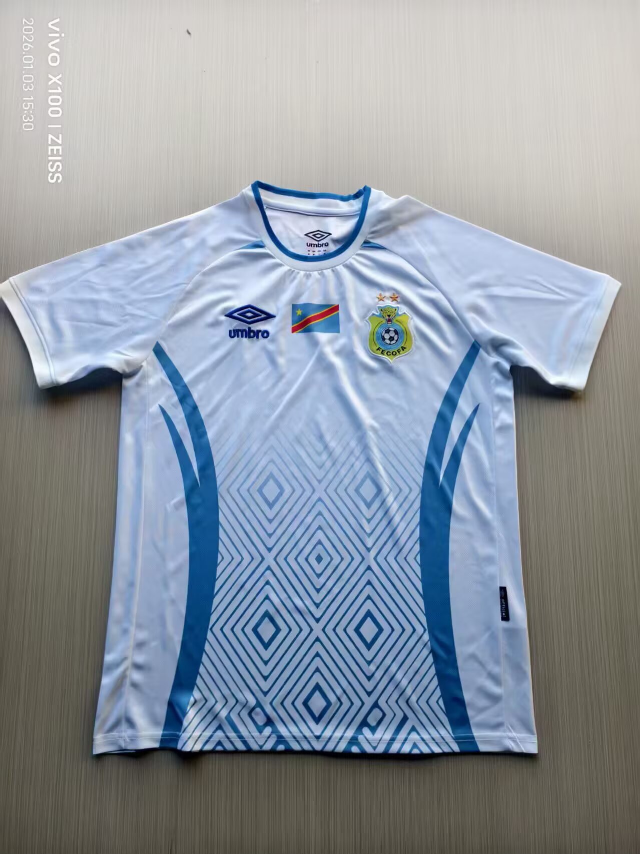 acf1e5572eb71679c4103cd7545a3a2667a71593 2026 DR Congo National Team Away Football Shirt 1:1 Thai Quality - Image 1