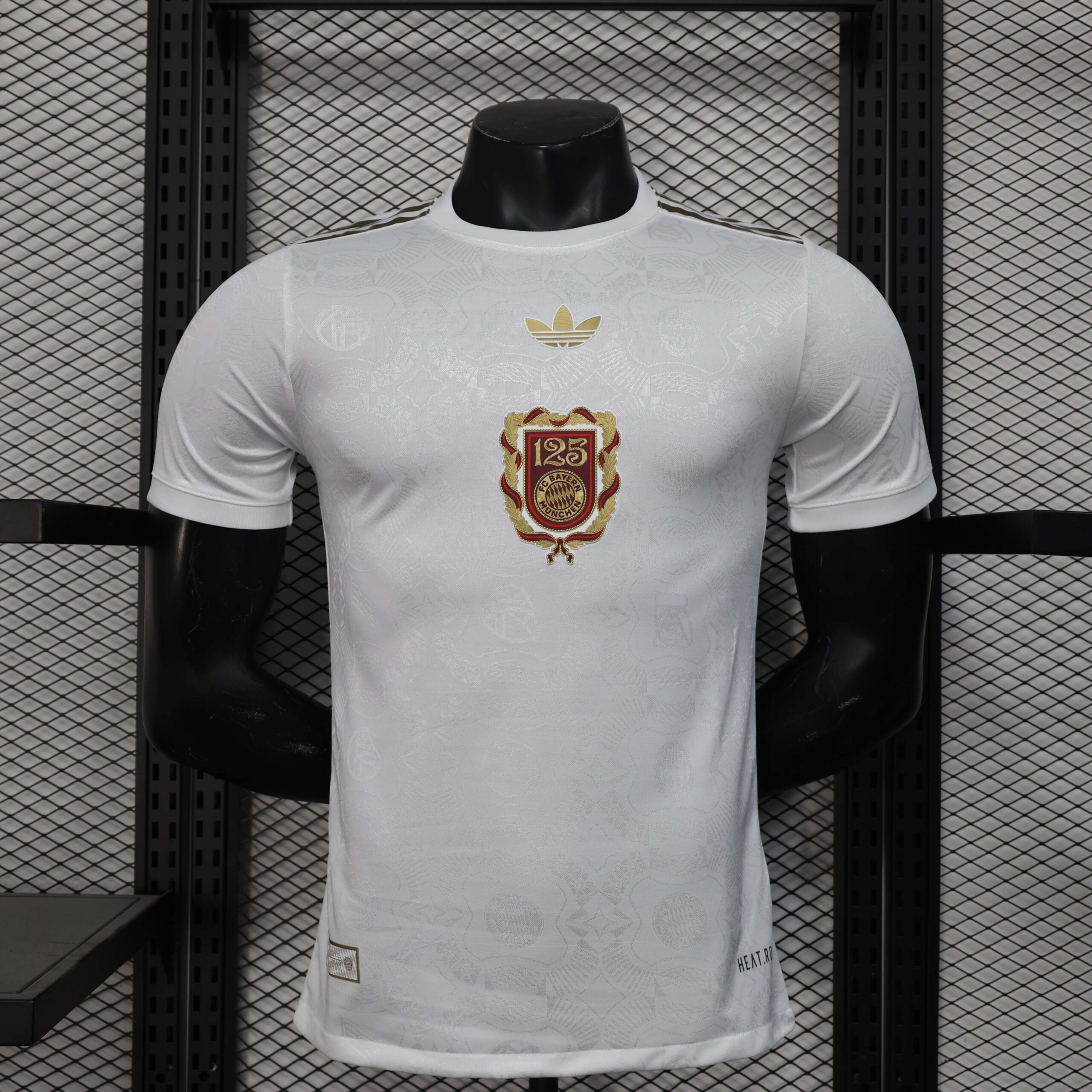 b7256f39d7ba685ab16c766217dad8fb775af9c2 2025/2026 Player Version Bayern Munich 125th Anniversary Special Edition White Football Shirt 1:1 Thai Quality - Image 1