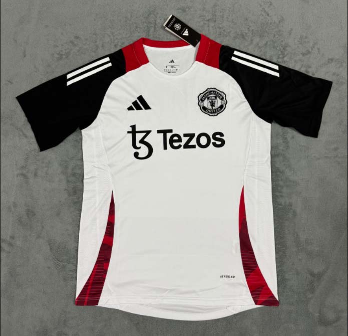 b7ece88fd3a7fc9d21a3a0145f4955a636a379a2 2024/2025 Manchester United Pre-race suit Football Shirt 1:1 Thai Quality - Image 1