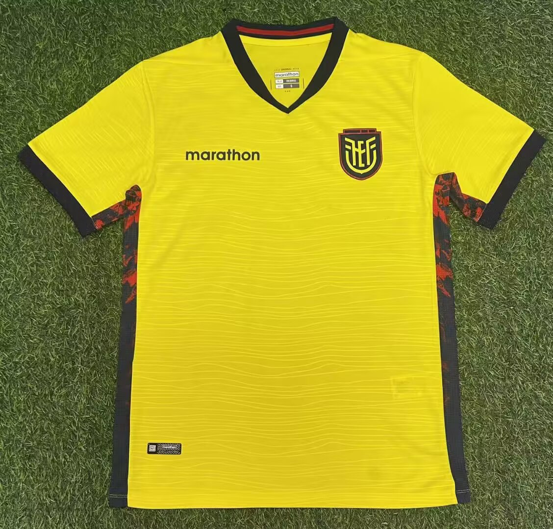 b92cbcacd6a3075e37523e812bc4e3620b3c8ffb 2026 Ecuador National Team Home Jersey - Image 1