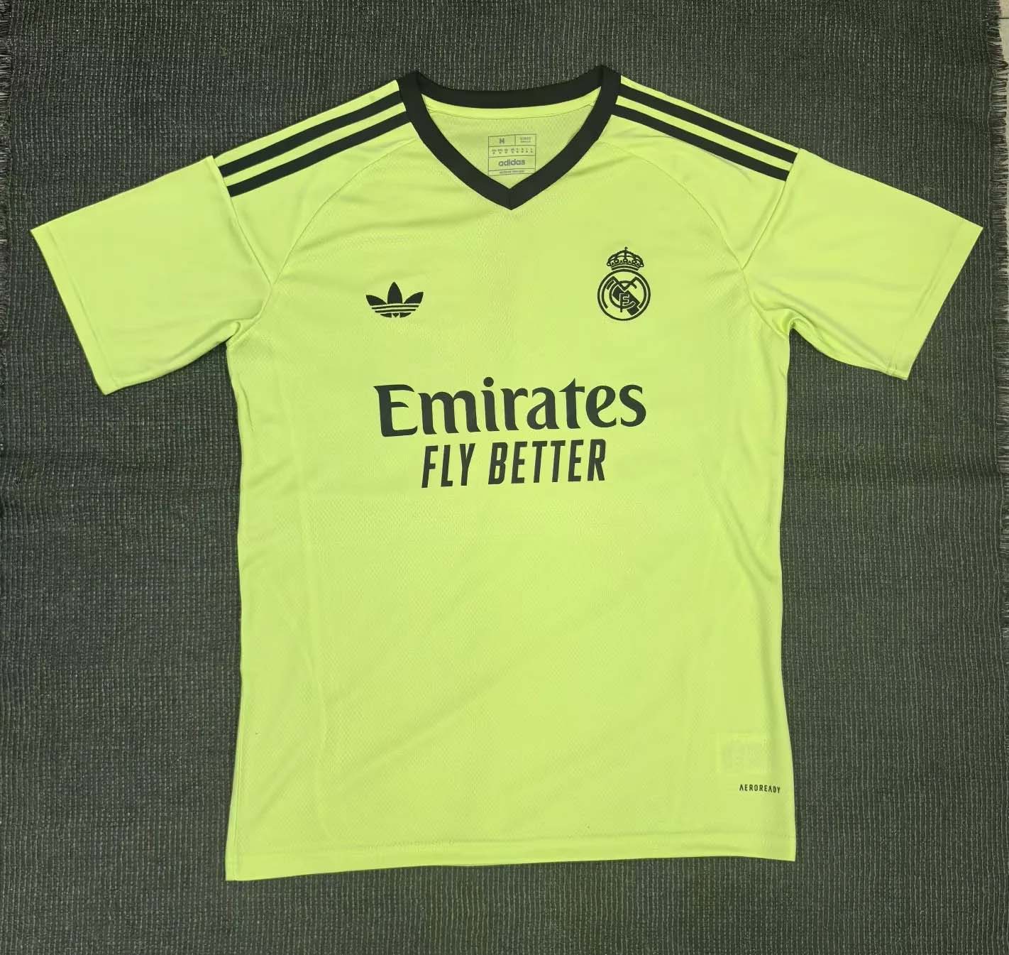 c94c8d4c06e9287d15771264929e83bbaf8a9745 2024/2025 Real Madrid Goalkeeper Football Shirt 1:1 Thai Quality - Image 1