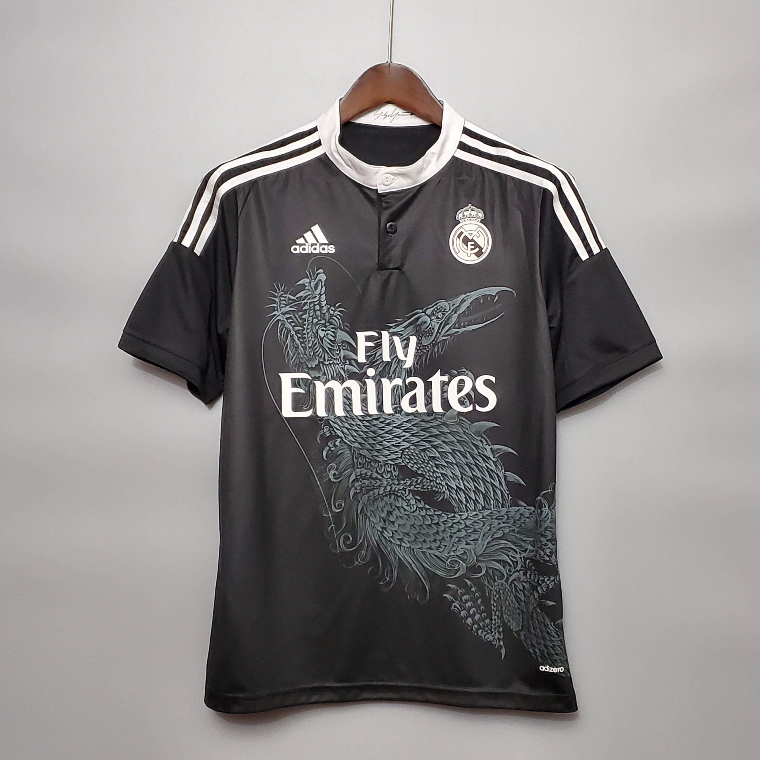 ce6d05abf2657c6514423e2ebde27e61f5b49e23 2014/2015 Retro Real Madrid Third Away - Image 1