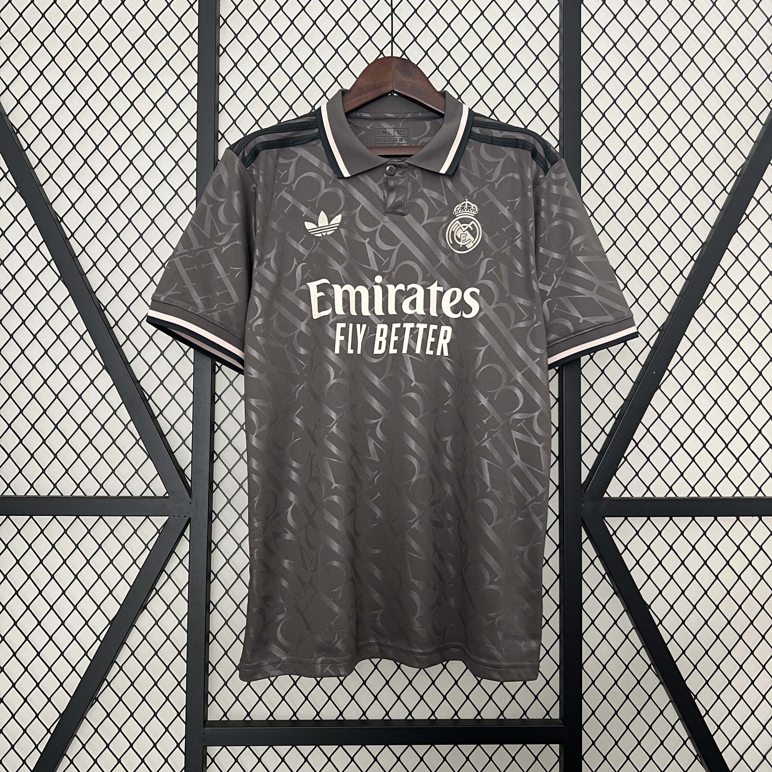 d9be61dbf9f7351c7686a09103c9cee300791f90 2024/2025 Real Madrid Third Away Football Shirt 1:1 Thai Quality - Image 1