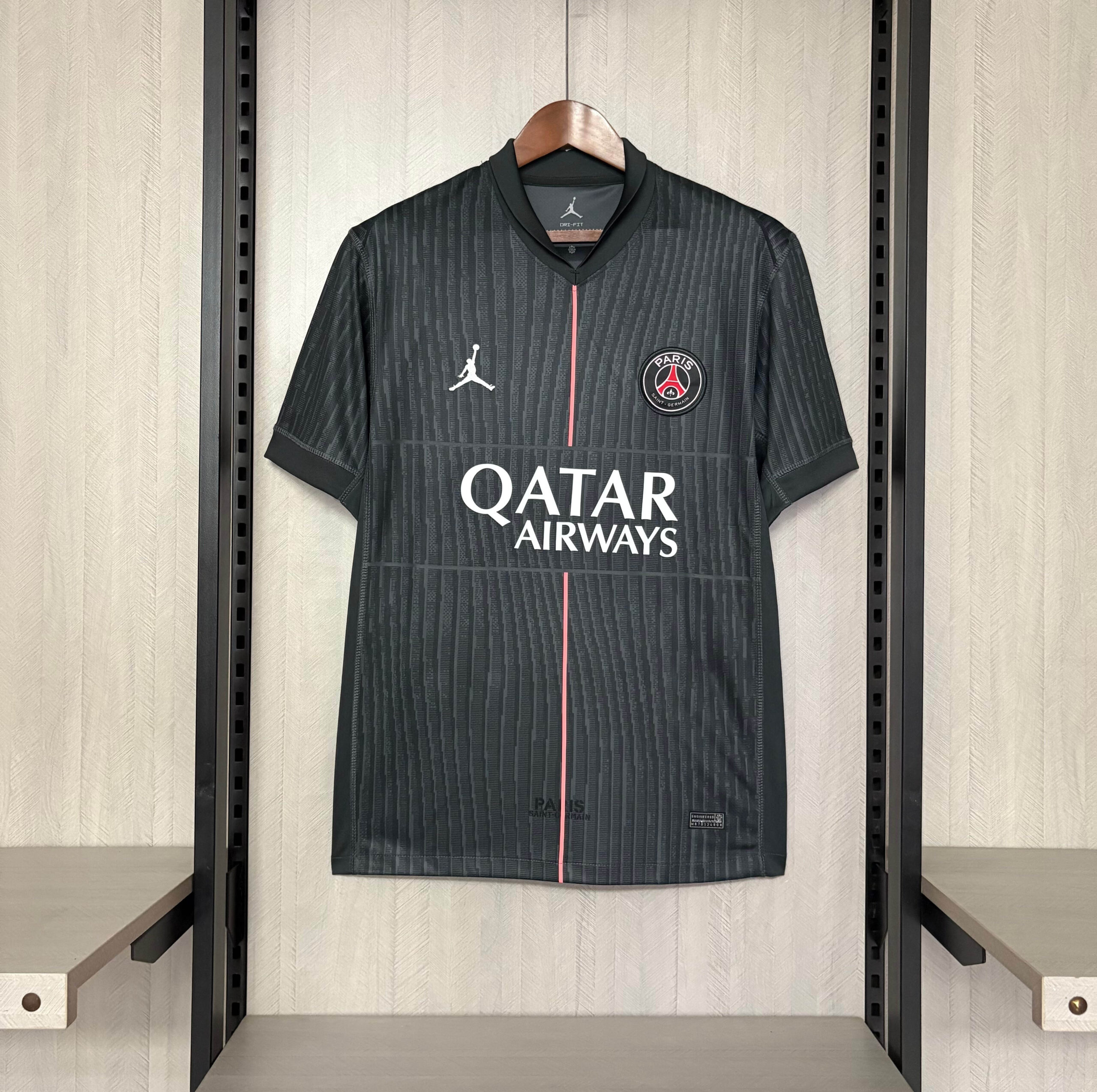 db821ffbf5d1bb3b89b9b3d796deea2acc6040a2 2025/2026 Psg Paris Saint-Germain Fourth Away Football Shirt 1:1 Thai Quality - Image 1