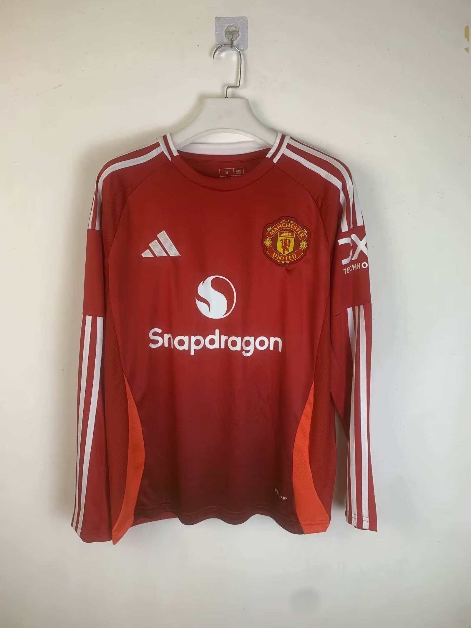 df4faadcd518275c6f4565cbea102971a084c9c4 2024/2025 Long Sleeve Manchester United Home Football Shirt 1:1 Thai Quality - Image 1