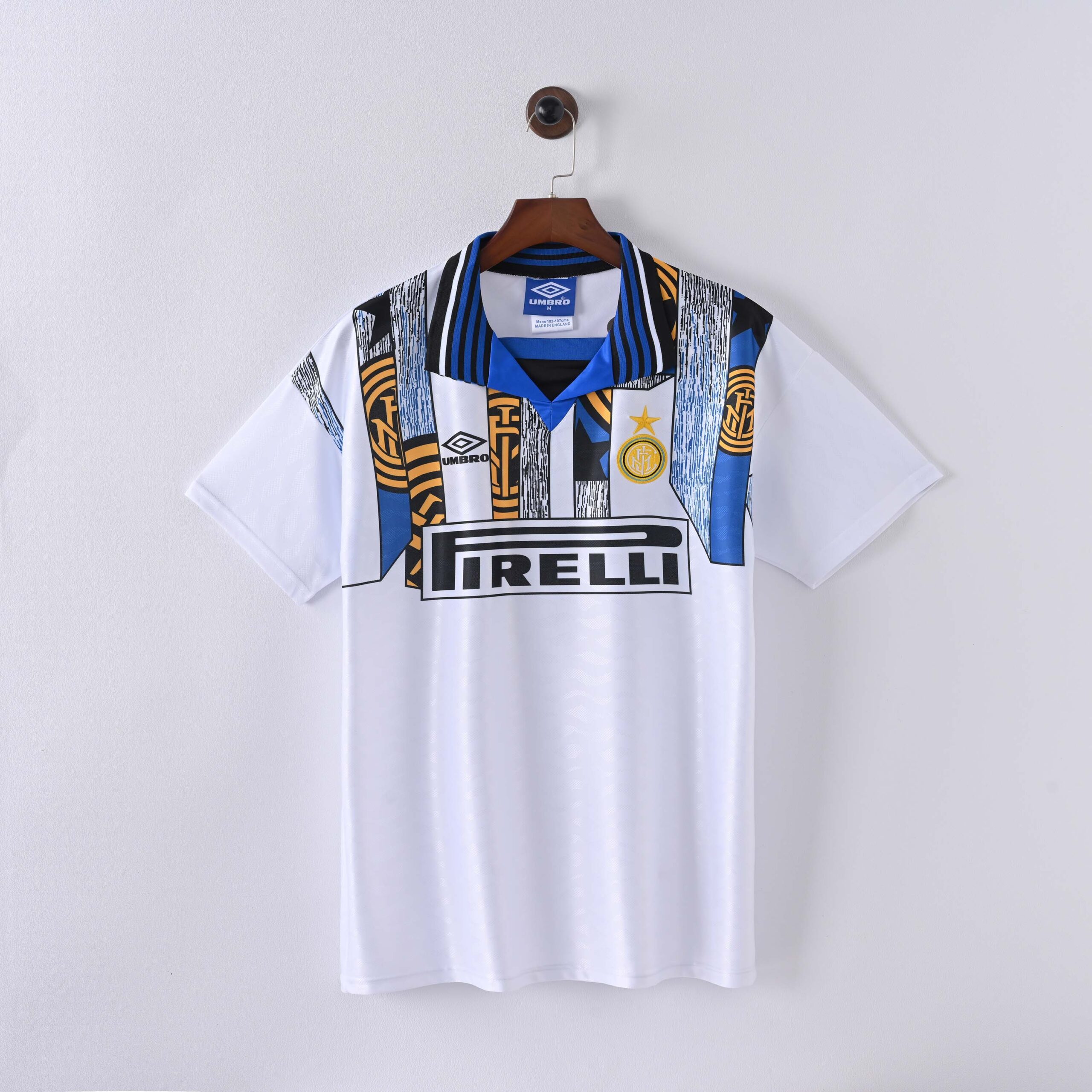 e17e4ca235fcb216ce11bf7438782ab702094893 1995/1996 Retro Internazionale Milan Away Football Jersey 1:1 Thai Quality - Image 1