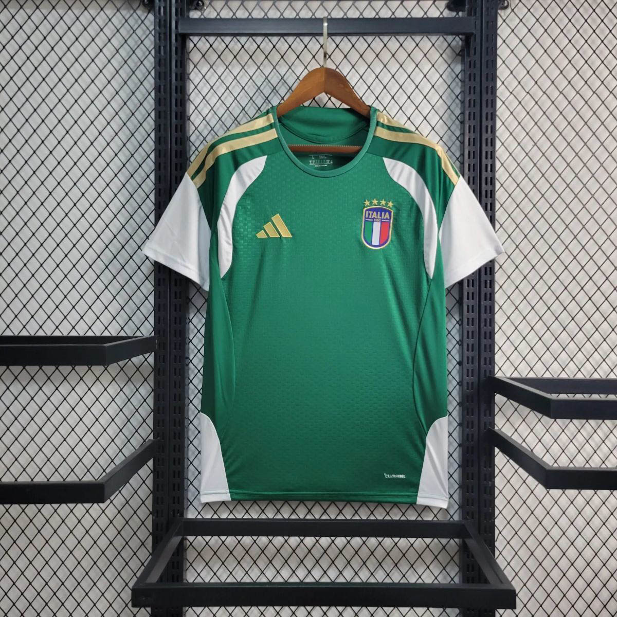 e2b58879210db62b643e8cf52e5bddd9b38d253b 2026 Italy National Team Training Suit Green Football Shirt 1:1 Thai Quality - Image 1