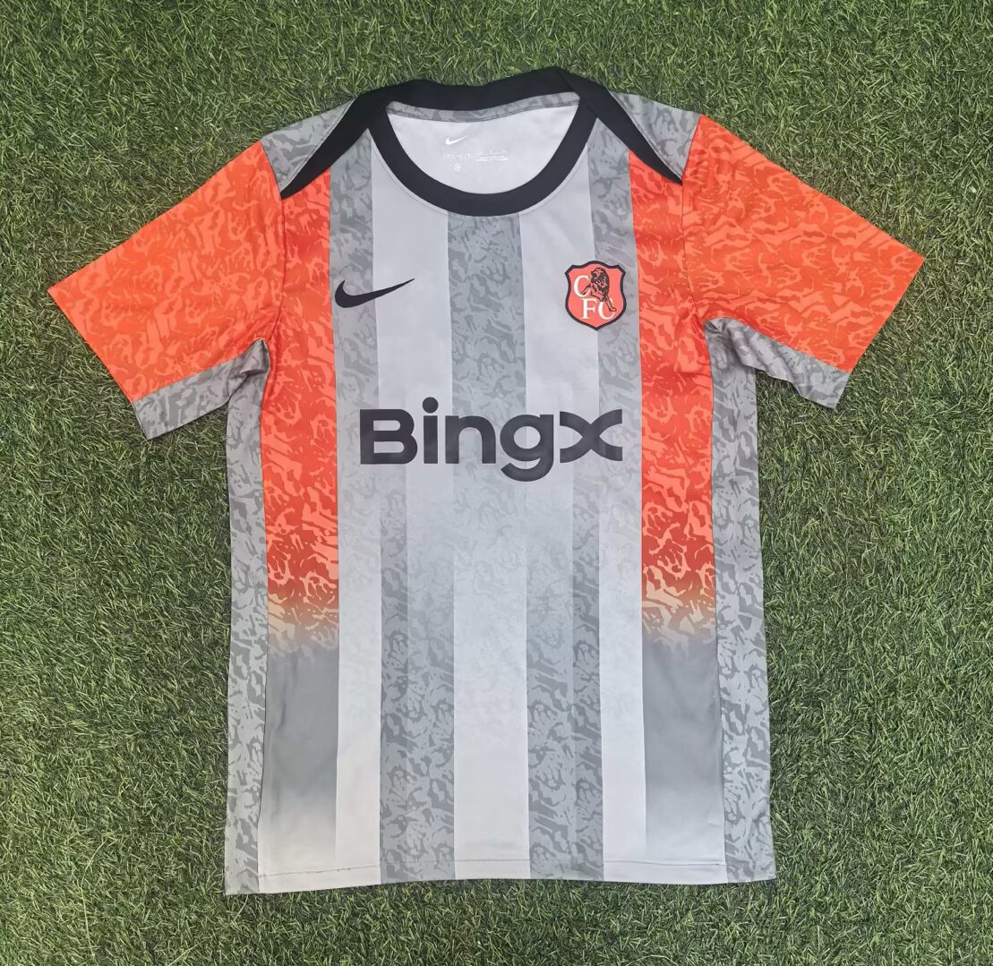 e82ead8b8aa2a2acc94cc55c6cce51e95726d286 2025/2026 Chelsea Pre Match Training Uniform Gray-Orange Football Shirt1:1 Thai Quality - Image 1