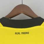 2011/2012 Retro Real Madrid Goalkeeper Yellow - Image 4