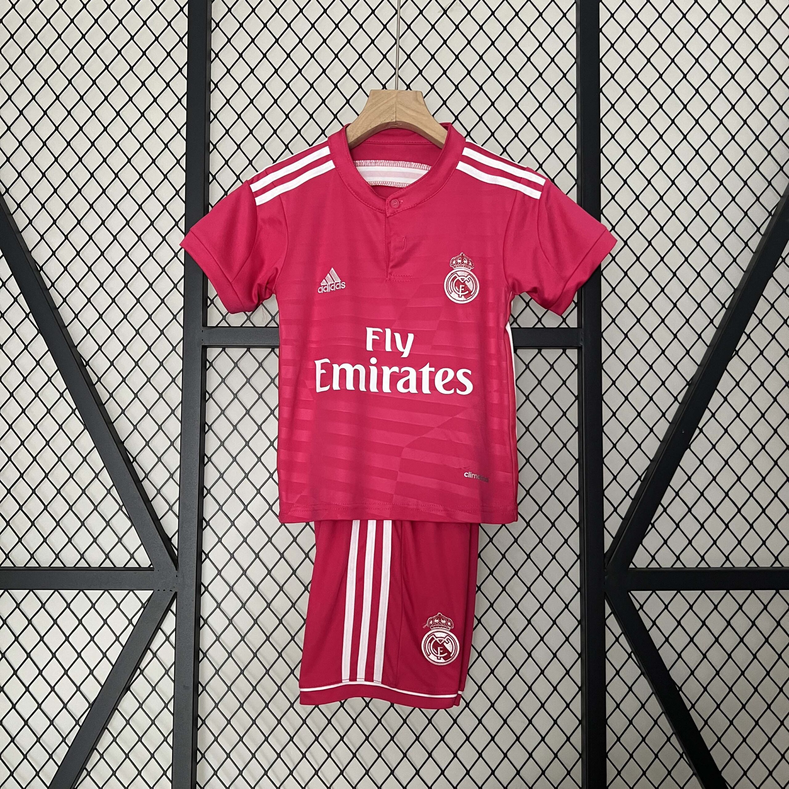 ff3b35190496e2a4986469945b1e71ea01d6dd31 2014/2015 Retro Real Madrid Away Football Shirt 1:1 Thai Quality Kids Size - Image 1